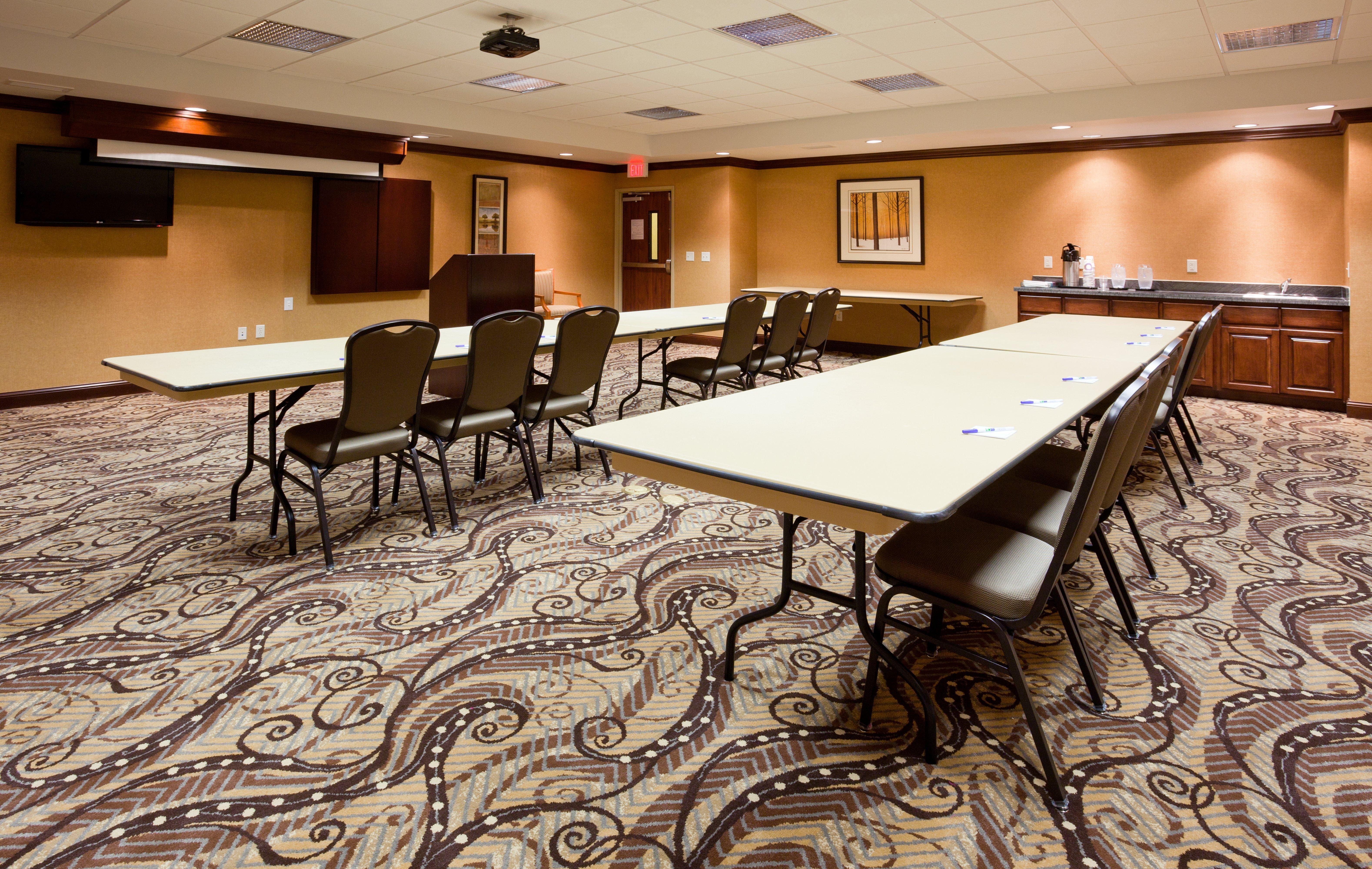 Holiday Inn Express & Suites - Mason City By Ihg Eksteriør bilde