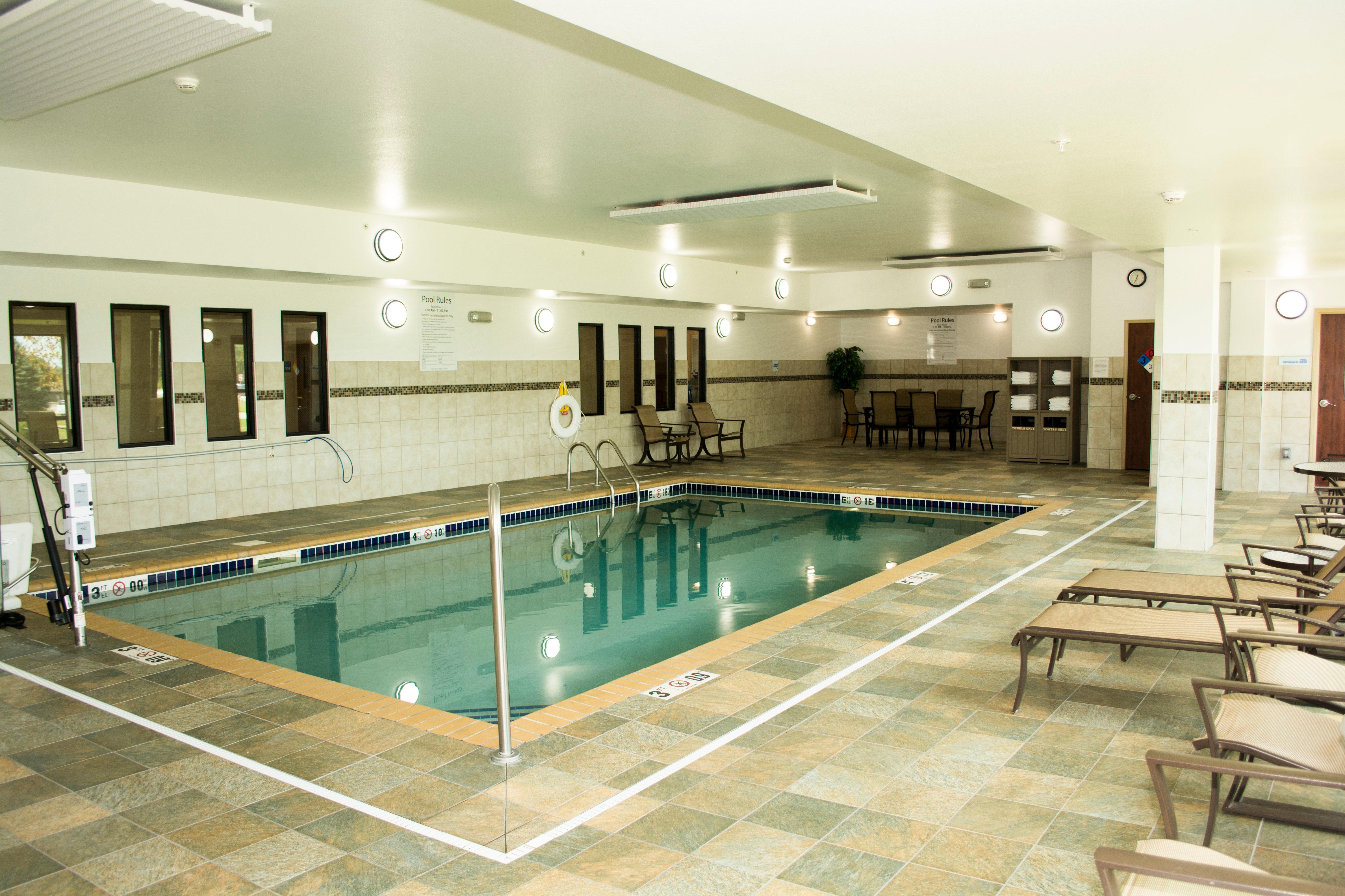 Holiday Inn Express & Suites - Mason City By Ihg Eksteriør bilde