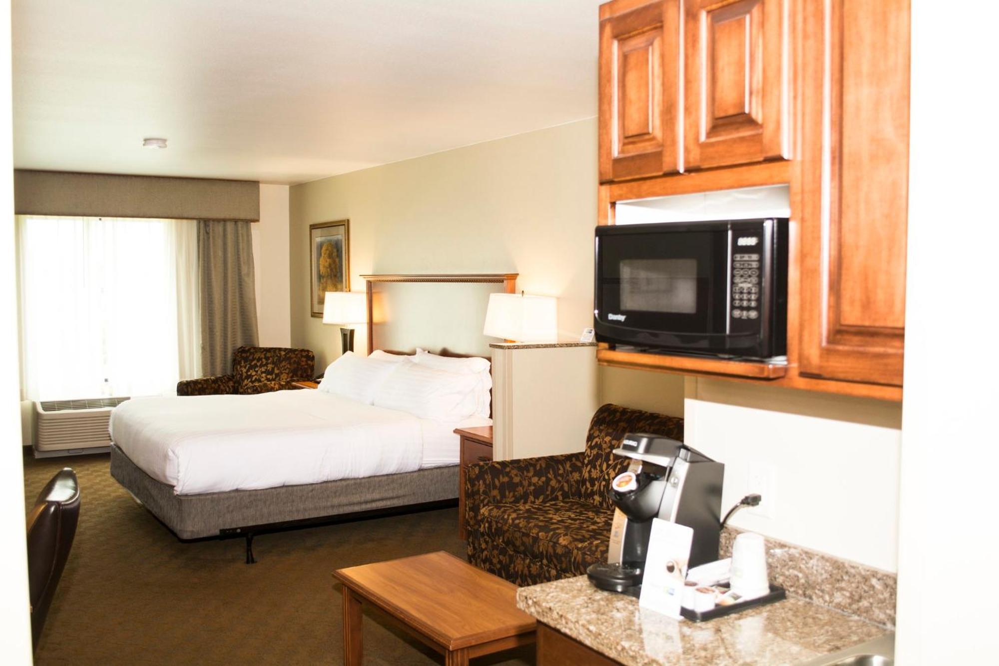 Holiday Inn Express & Suites - Mason City By Ihg Eksteriør bilde