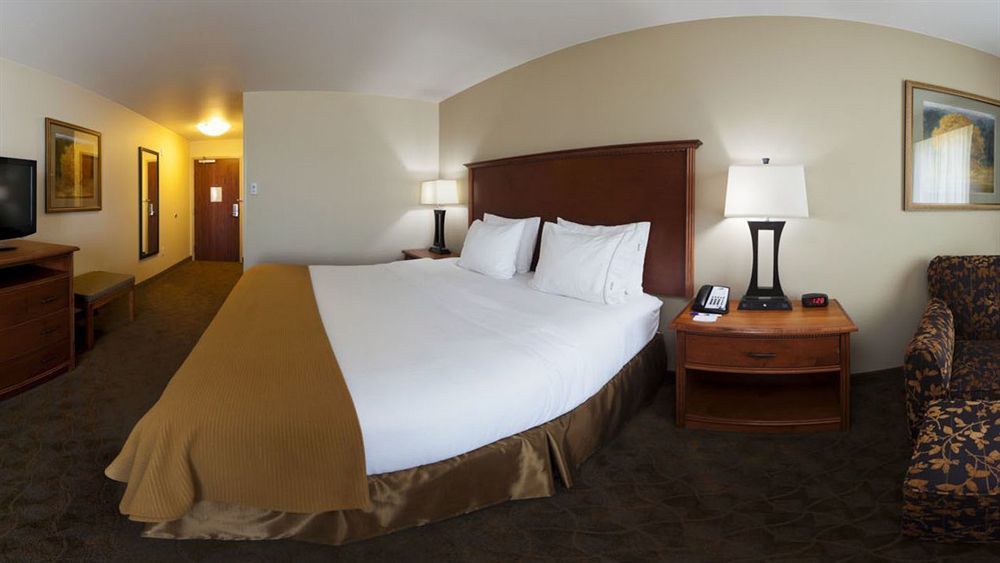 Holiday Inn Express & Suites - Mason City By Ihg Eksteriør bilde